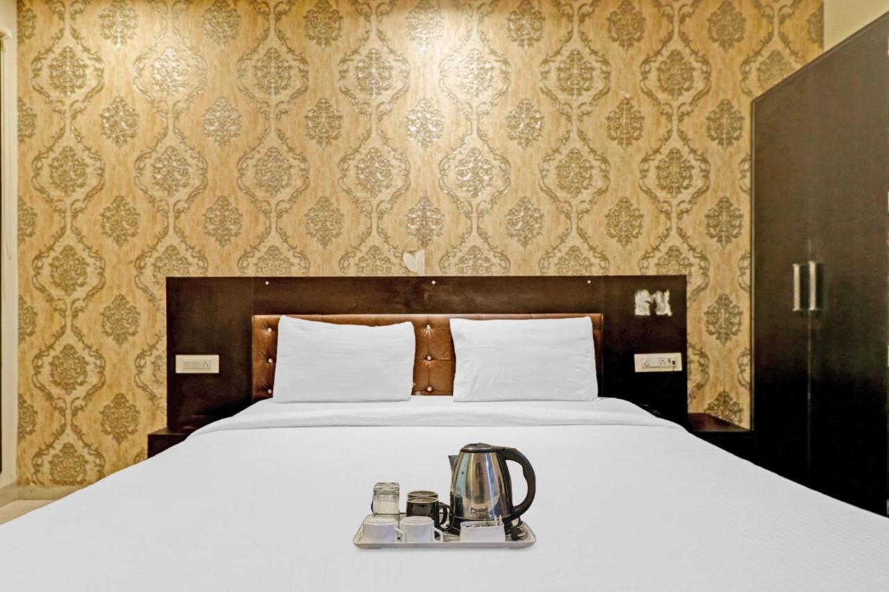 Oyo 23368 Boutique Hotel Paragon نيودلهي المظهر الخارجي الصورة